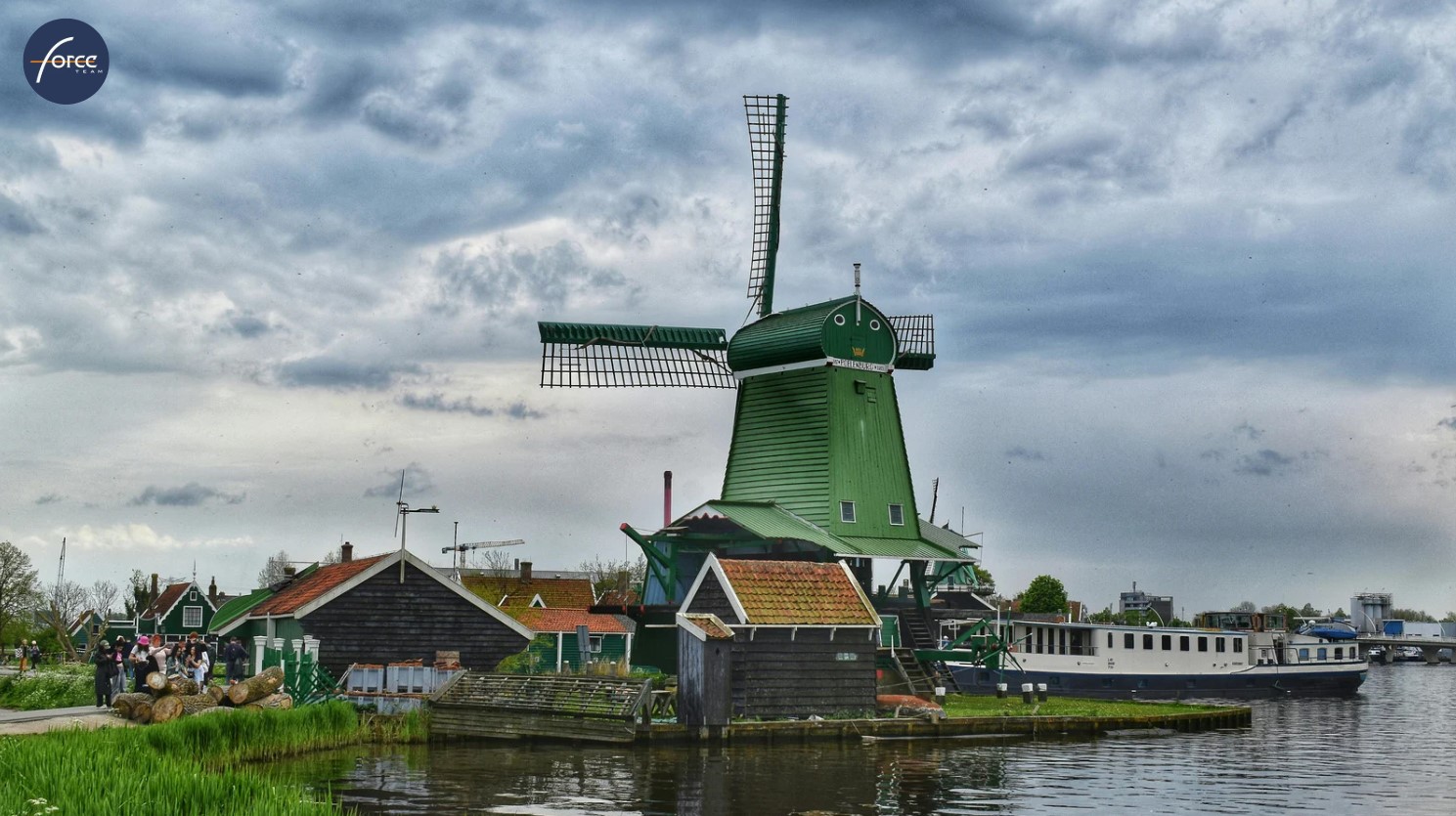 "Tailored Salesforce CRM solutions to enhance operational workflows"